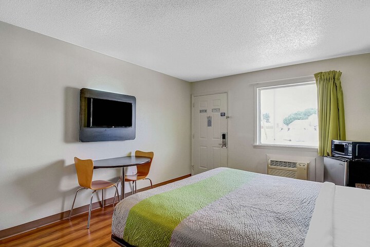 Room 26 of 41
