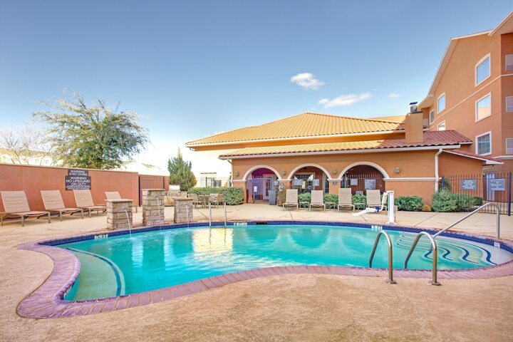 Pool 7 of 30