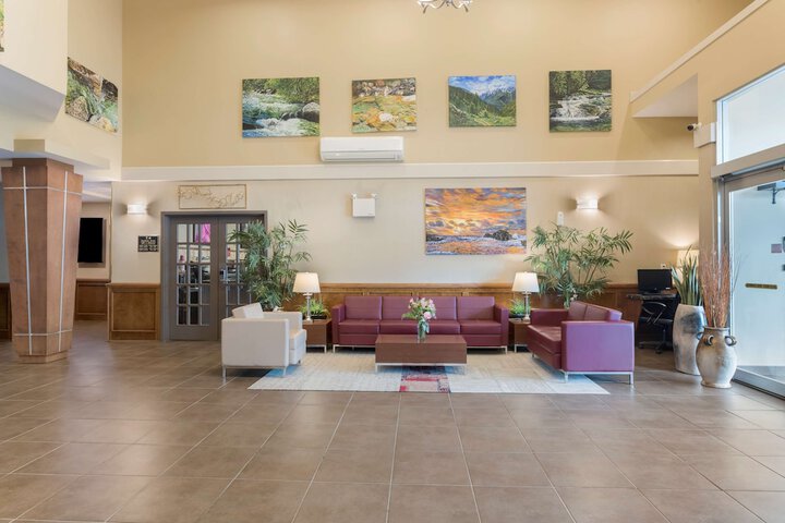 Hotel Interior 7 of 47