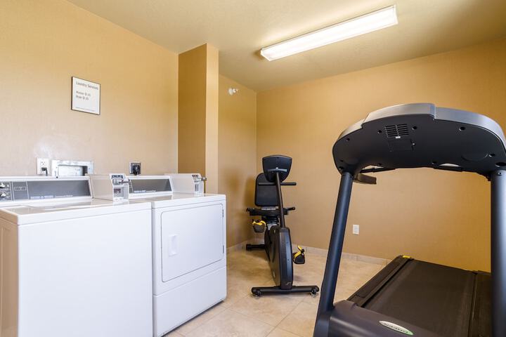 Room 8 of 37