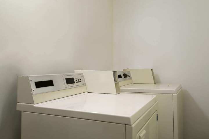 Room 11 of 25