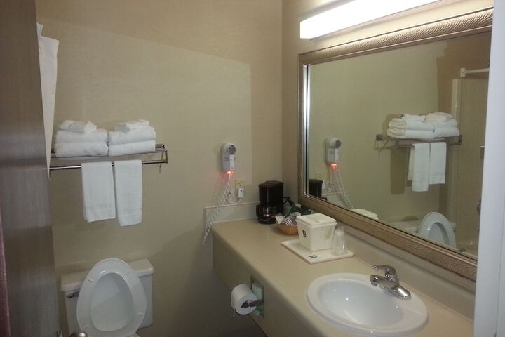 Quality Inn & Suites Mountain Home North
