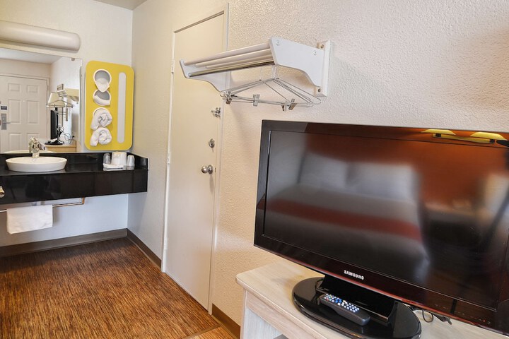 Room 18 of 41