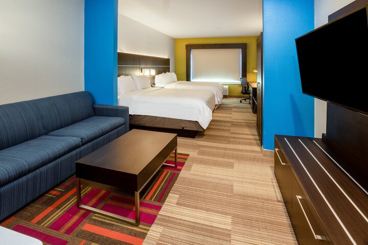 Room 14 of 50