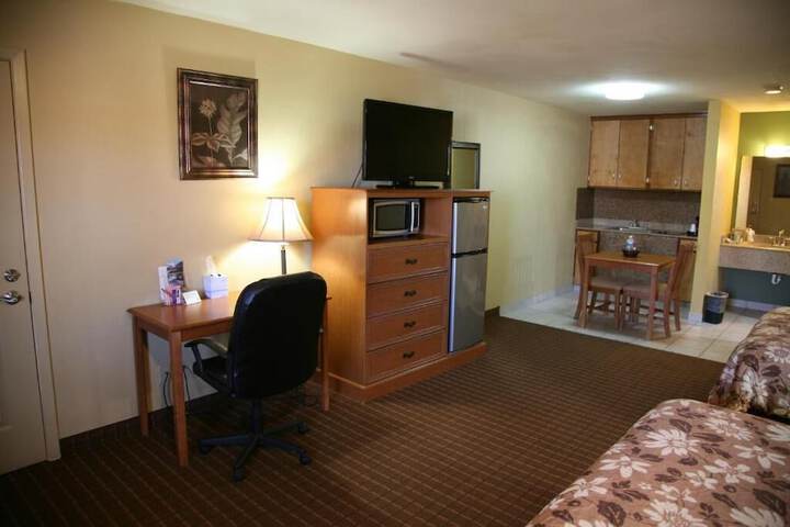 Coach Light Inn Brenham