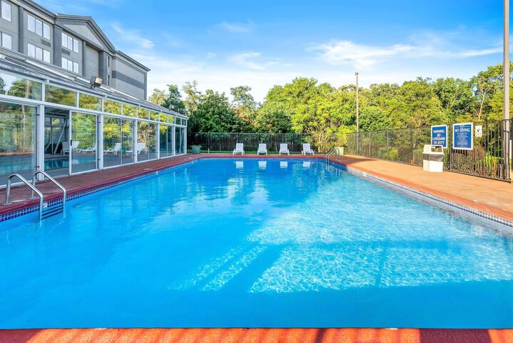 Pool 6 of 26