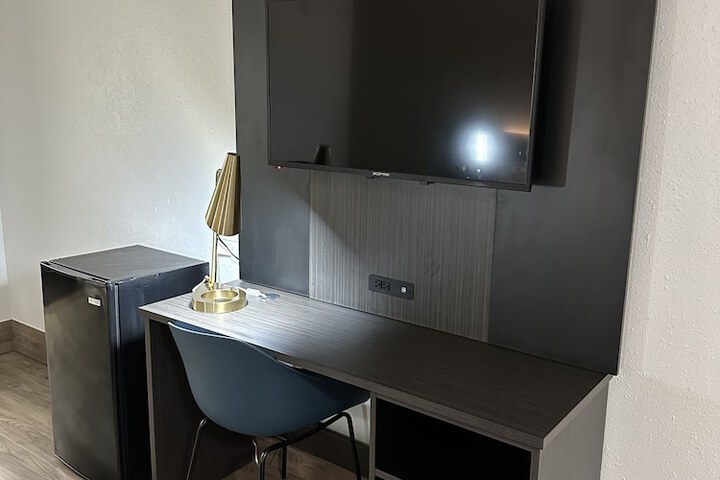 Room 31 of 50