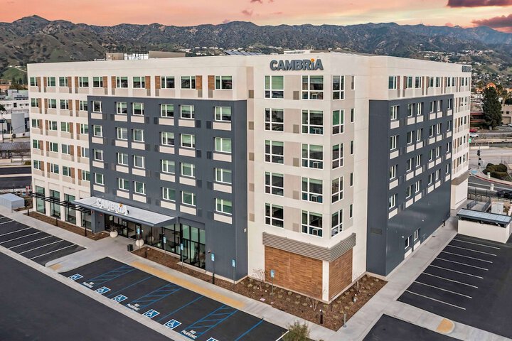 Hotel 3 of 94