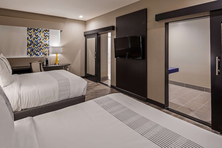 Room 20 of 25