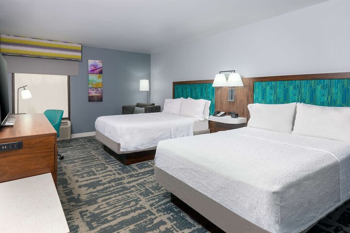 Room 11 of 29