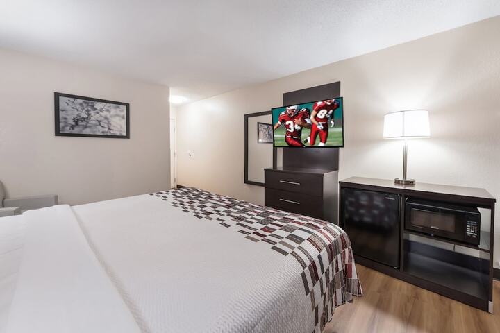 Room 29 of 34
