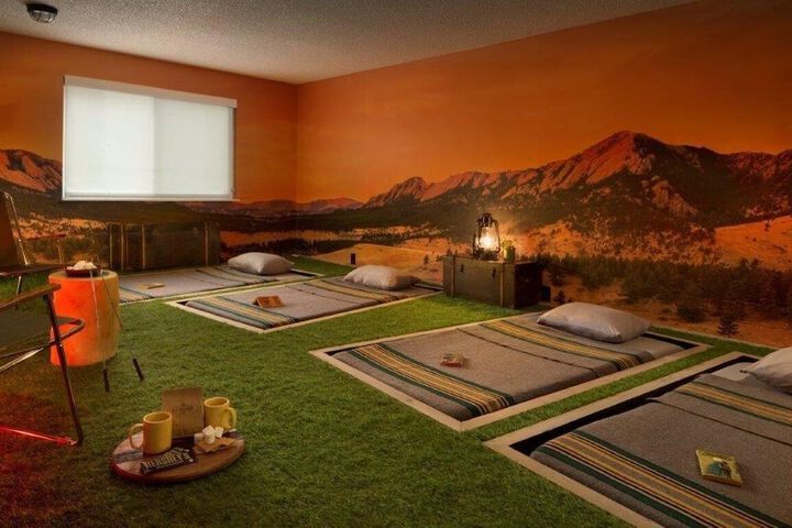 Room 14 of 27