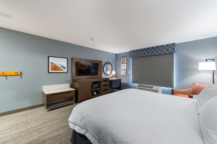 Room 13 of 31