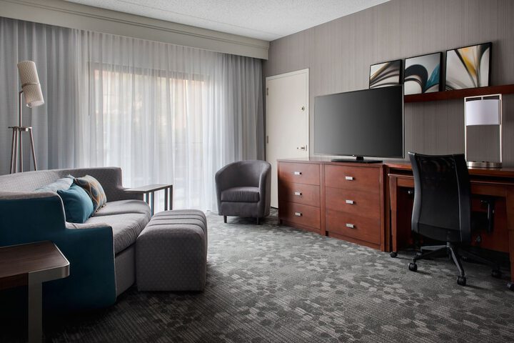 Room 16 of 31