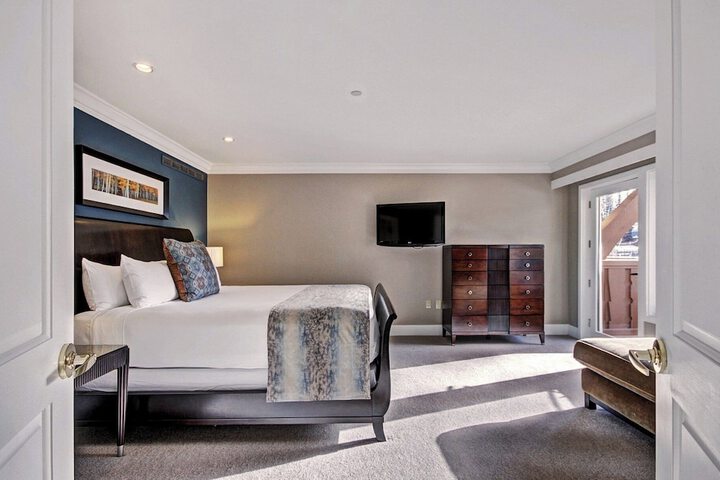 The Lodge at Vail a RockResort by Vail Resorts