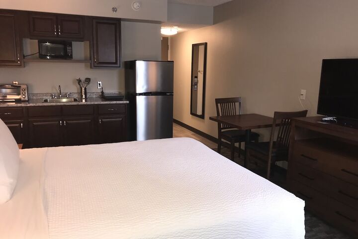 Room 9 of 27