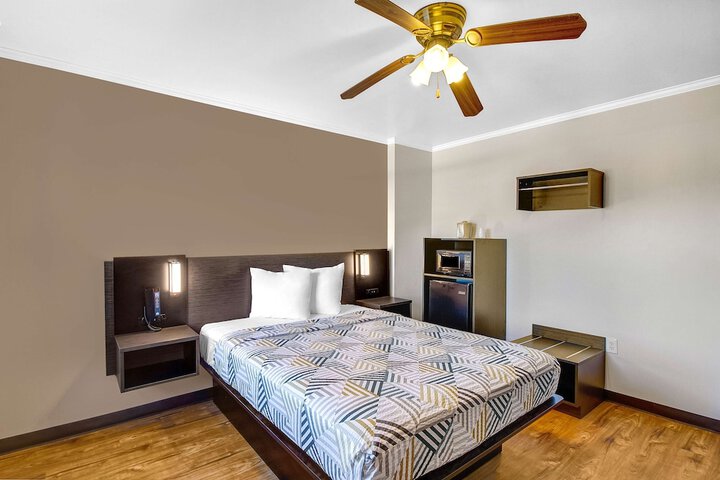 Room 29 of 36