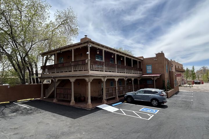 Hotel 4 of 75