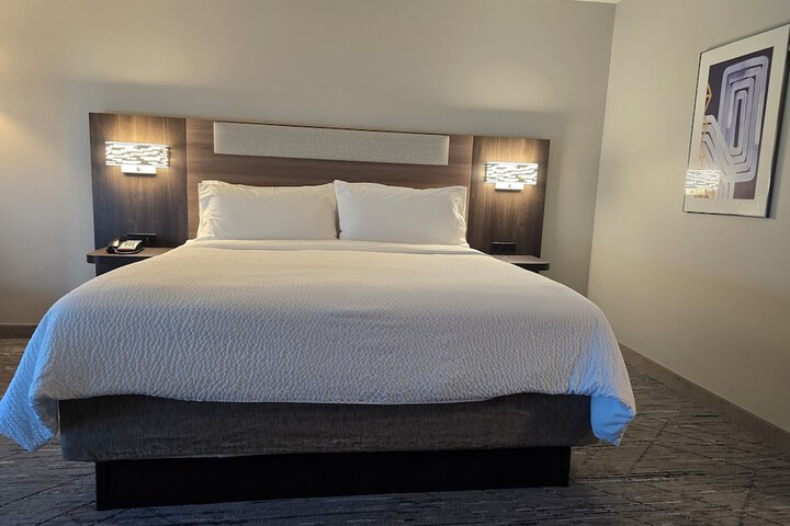 Holiday Inn Express Hotel & Suites Smithfield - Selma I -95 by IHG