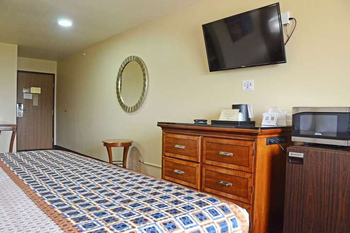 Room 11 of 65