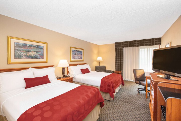 Ramada by Wyndham Midtown Grand Island
