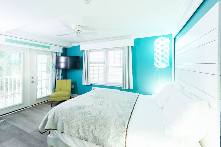 Room 65 of 186