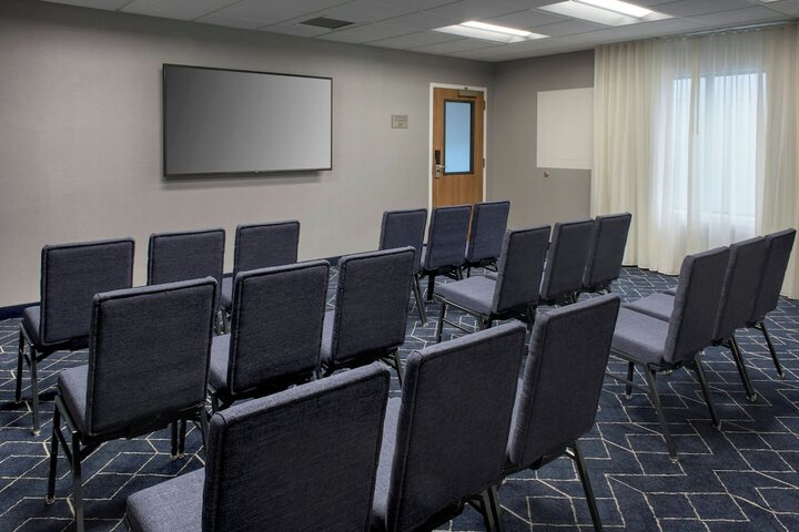 Courtyard by Marriott Silver Spring North / White Oak