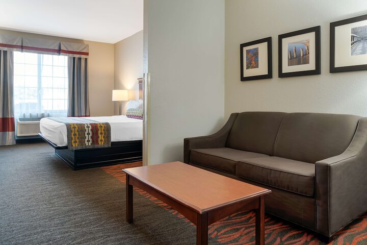 Room 17 of 44