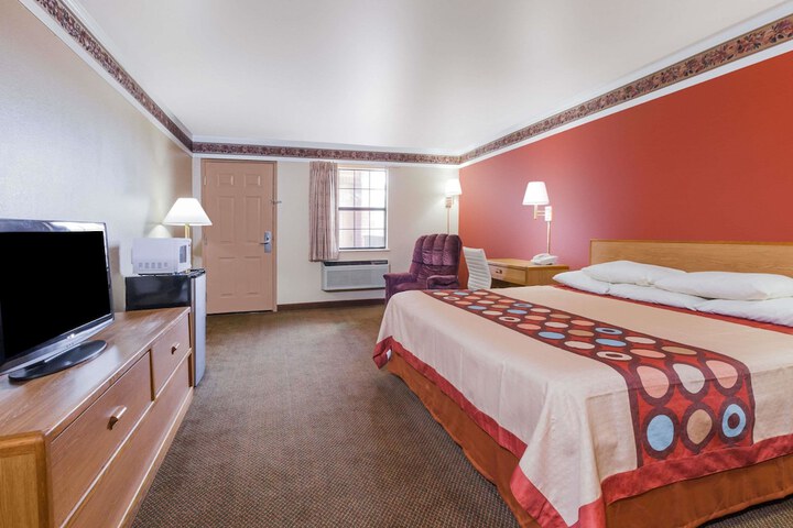 Room 22 of 27