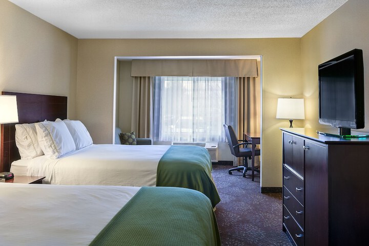 Room 15 of 27