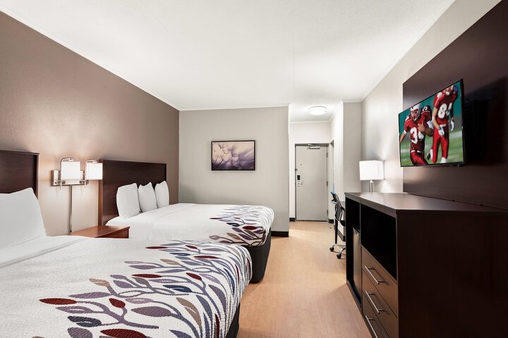 Room 16 of 30