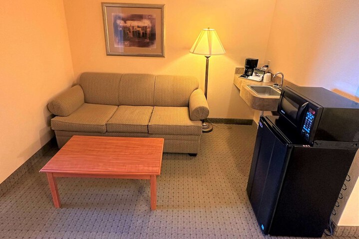 Room 9 of 56