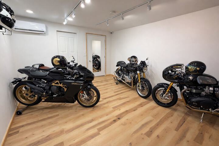 Motorcycle Inn