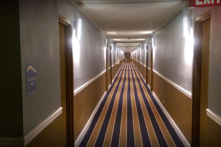 Ballroom/Hall 37 of 40