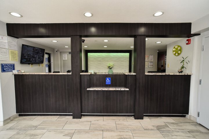 Masters Inn Tucker