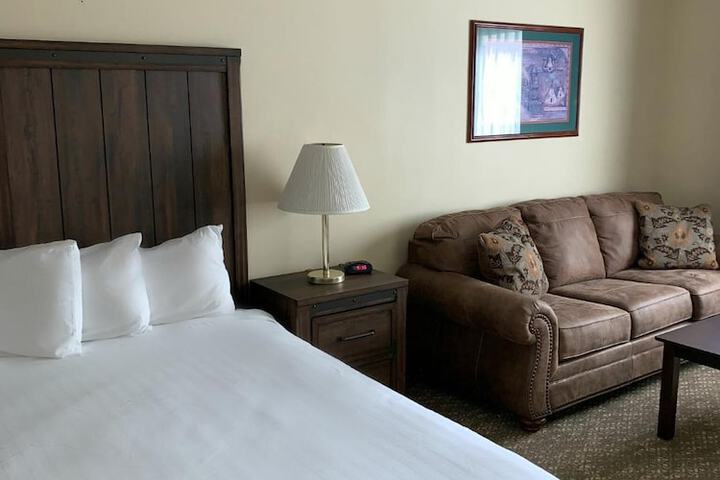 Room 18 of 35
