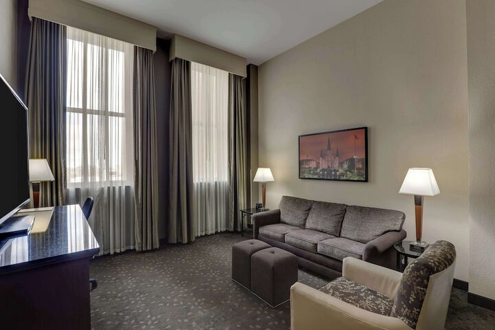 Room 10 of 60