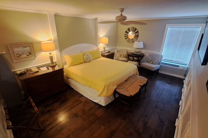 Room 16 of 159