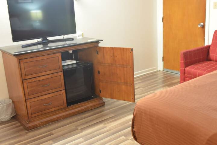 Room 25 of 54