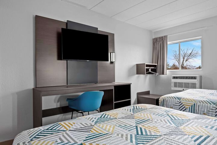 Room 22 of 28