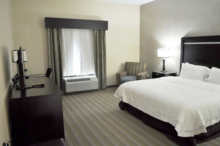 Hampton Inn & Suites Toledo / Westgate