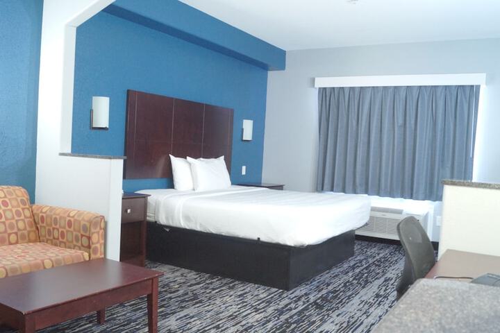 Room 9 of 21