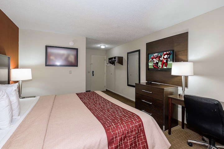 Room 14 of 30
