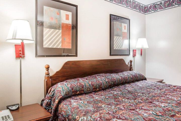 Room 15 of 29