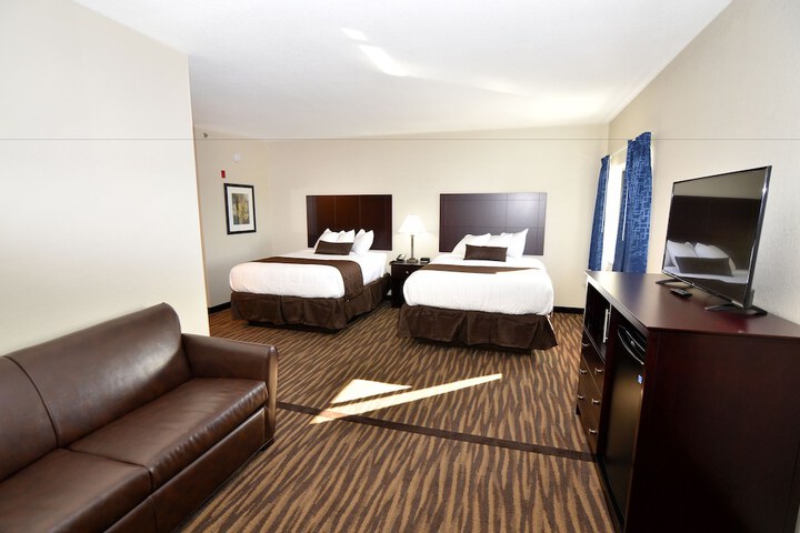 Room 5 of 17