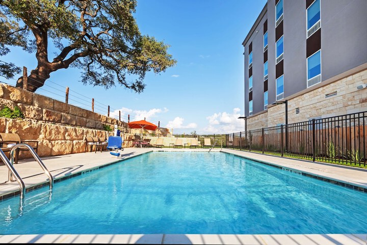 Pool 5 of 50