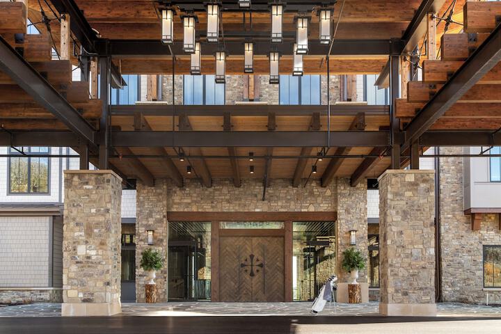 Hotel 10 of 227