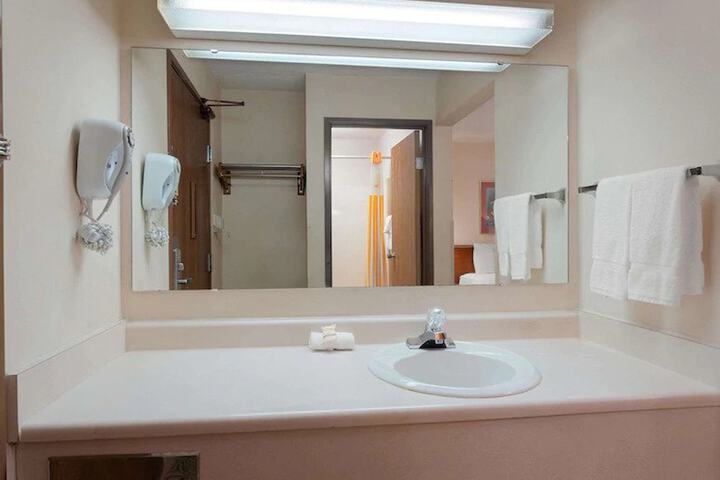 Room 46 of 52