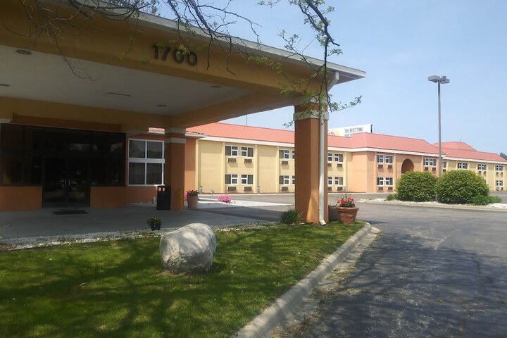 Quality Inn & Suites Port Huron