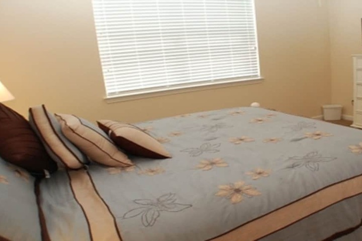 Room 20 of 29